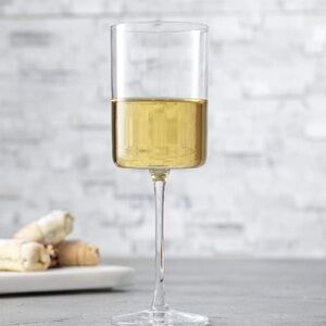 Yibez Crystal Wine Glasses - Transparent Elegance NEW